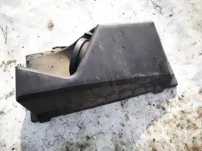 Second-hand car spare part air filter support for volvo s40 i (644) 1.9 di oem iam references 30884026