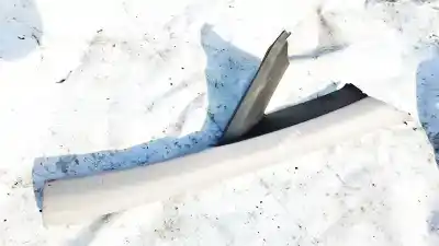 Peça sobressalente para automóvel em segunda mão plásticos por bmw 3 (e30) m3 2.3 referências oem iam 13180563