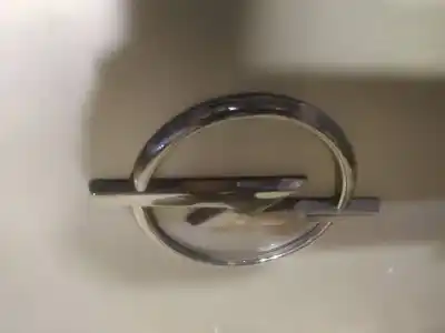 Peça sobressalente para automóvel em segunda mão emblema por bmw 3 (e30) m3 2.3 referências oem iam   