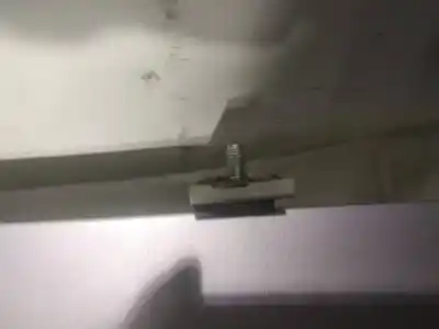 Peça sobressalente para automóvel em segunda mão amortecedores do tronco / porta por opel kadett e fastback (t85) 1.4 s (c08, c48, d08, d48) referências oem iam 