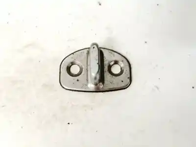 Recambio de automóvil de segunda mano de Traba-gancho de cierre de puerta - DELANTERO para SKODA FABIA (5J2 ) 1.4 16V referencias OEM IAM 6Y0837033C  