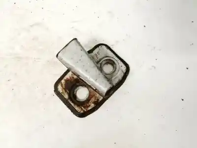 Recambio de automóvil de segunda mano de Traba-gancho de cierre de puerta - DELANTERO para AUDI A4 AVANT (B5) 1.8 referencias OEM IAM   