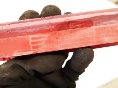 Автозапчасти б/у центральный стоп-сигнал за ford fiesta, vi 2012.10 - 2017.12 facelift 1.6 tdci 70kw 2010.02 - 2018.12 facelift ссылки oem iam 8a6113a613ac  8a61-13a613-ac, 8a61-13a613-bc