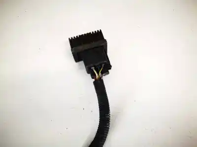 Second-hand car spare part glow plug for volvo s40 i (644) 1.9 di oem iam references 7700115078