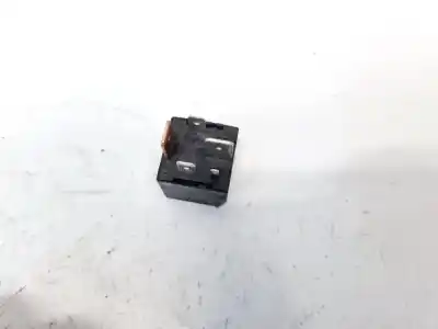 Second-hand car spare part relay for opel kadett e fastback (t85) 1.4 s (c08, c48, d08, d48) oem iam references 3d0951253a