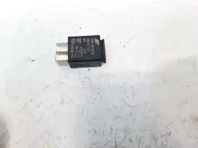 Second-hand car spare part relay for opel kadett e fastback (t85) 1.4 s (c08, c48, d08, d48) oem iam references 7m0951253c  95vw10k705ea