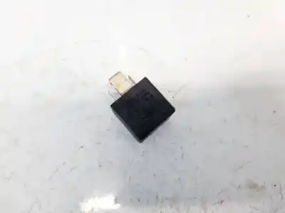 Second-hand car spare part relay for opel kadett e fastback (t85) 1.4 s (c08, c48, d08, d48) oem iam references 7m0951253a