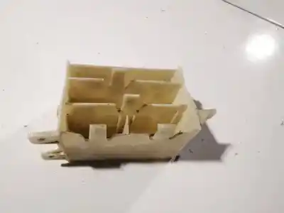 Pezzo di ricambio per auto di seconda mano plastica per bmw 1502-2002 (e10) 1802 riferimenti oem iam 66405910  61356922428-0