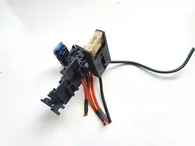 Second-hand car spare part FUSE BOX UNIT for VOLKSWAGEN PASSAT VARIANT (3B6)  OEM IAM references 8A0937530  
