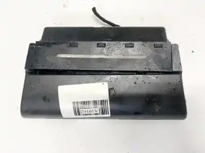 İkinci el araba yedek parçası Kül Tablasi için AUDI A4, B5 1999.09 - 2001.08 FACELIFT 2.5 TDI 110KW 1997.09 - 2000.11 OEM IAM referansları 8D0857951G  8D0857951H