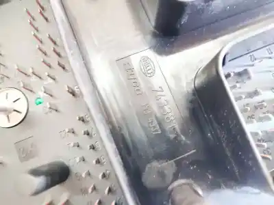 Second-hand car spare part fuse box unit for bmw 3 (e30) m3 2.3 oem iam references 743381  1534937