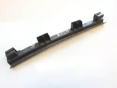 Автозапчасти б/у пластики за audi a4 b6 (8e2) 1.9 tdi quattro ссылки oem iam 8e0868203  
