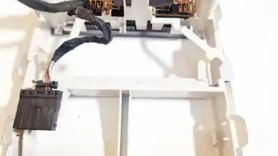 Pièce détachée automobile d'occasion lumière intérieure pour bmw 3 (e30) m3 2.3 références oem iam 13111824  510511640