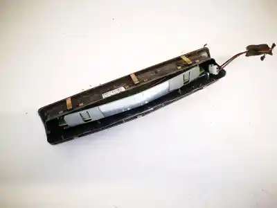 Second-hand car spare part central brake light for bmw 3 (e30) m3 2.3 oem iam references 13211587  