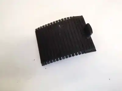 Peça sobressalente para automóvel em segunda mão plásticos por skoda octavia ii combi (1z5) 1.6 tdi 4x4 referências oem iam 5883805010