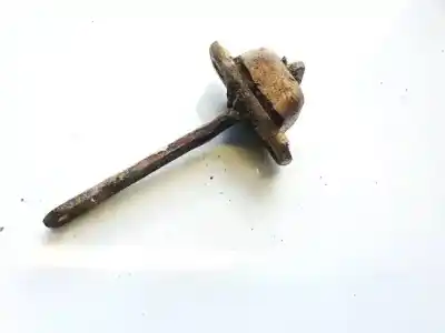 Second-hand car spare part hinge for volkswagen golf ii 1.3 oem iam references   