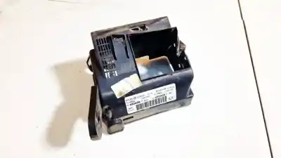 Pièce détachée automobile d'occasion BOÎTES À FUSIBLES pour PEUGEOT 206 SW  Références OEM IAM 9645040880  9645040880