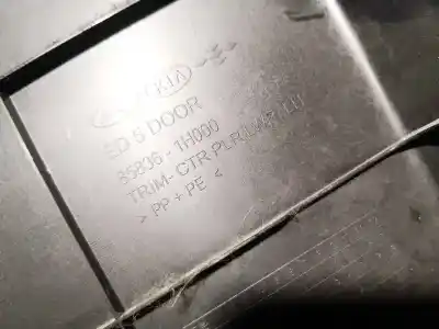 Pezzo di ricambio per auto di seconda mano plastica per opel senator a (29_) 3.0 e riferimenti oem iam 858361h000  85836-1h000