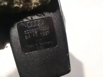 Автозапчасти б/у центральный задний крюк для ремня за audi a4 avant (b5) 1.8 ссылки oem iam 8d08577393  