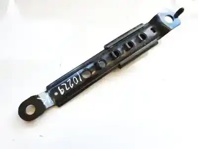 Автозапчасти б/у ЛЕВЫЙ ПЕРЕДНИЙ КРЮК РЕМНЯ за TOYOTA YARIS, I (XP10) 1999.04 - 2003.03 1.3 16V 63KW 1999.11 - 2005.09 ссылки OEM IAM F7564  