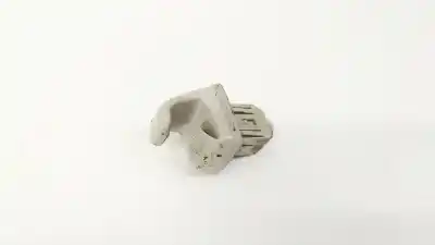 Peça sobressalente para automóvel em segunda mão plásticos por skoda octavia ii combi (1z5) 1.6 tdi 4x4 referências oem iam 