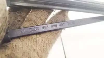 Автозапчастина б/у лівий передній ручок склоочисника для audi a4 b8 (8k2) 2.0 tdi посилання на oem iam 8k1955407  