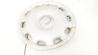 Pezzo di ricambio per auto di seconda mano COPRIMOZZI per AUDI 100 AVANT (C4) 2.6 V6 CAT (ABC) Riferimenti OEM IAM 8A0601147A  