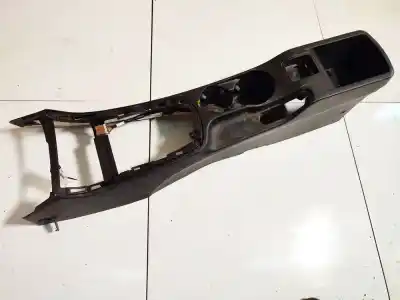 Pezzo di ricambio per auto di seconda mano plastica per hyundai i30 1.6 crdi cat riferimenti oem iam 846702l100