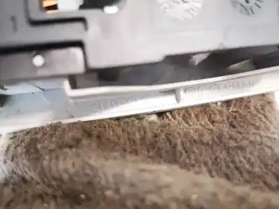 Автозапчастина б/у внутрішне світло для audi q7 (4l) 3.0 tdi посилання на oem iam 4l0947111b  