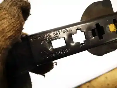 Автозапчасти б/у левый передний крюк ремня за audi a6, c5 2001.08 - 2005.01 facelift 2.5 tdi 114kw 2001.08 - 2005.01 ссылки oem iam 4a0857833d  