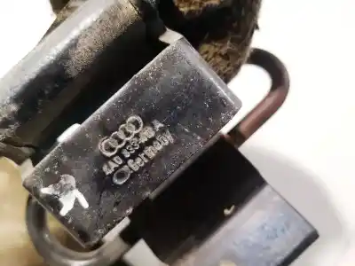 Автозапчасти б/у дверной фиксатор за audi a4 avant (b5) 1.8 ссылки oem iam 4a0833411a  