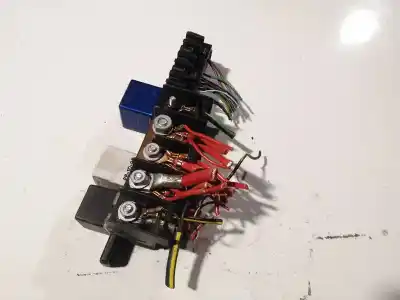 Second-hand car spare part fuse box unit for volkswagen passat variant (3b5) 1.9 tdi oem iam references   