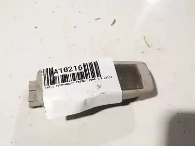 İkinci el araba yedek parçası  için VOLKSWAGEN PASSAT VARIANT (3B5)  OEM IAM referansları 3B9947113  
