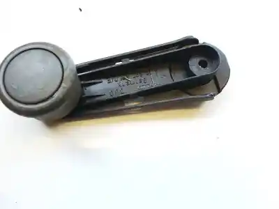 Recambio de automóvil de segunda mano de MANETA ELEVALUNAS, Asa de la ventanilla de la puerta para AUDI A4 B6 (8E2) 1.9 TDI quattro referencias OEM IAM 443837581D  