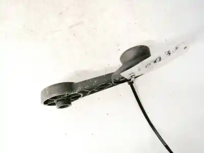 Recambio de automóvil de segunda mano de MANETA ELEVALUNAS, Asa de la ventanilla de la puerta para FORD FOCUS TURNIER (CAK) 1.8 TDDI Turbodiesel CAT referencias OEM IAM V23342  