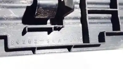 Pezzo di ricambio per auto di seconda mano plastiche per opel corsa a fastback (s83) 1.2 i (f08, m08, f68, m68) riferimenti oem iam 84202sea0030  84202-sea-0030