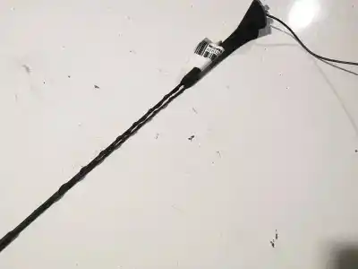 Pezzo di ricambio per auto di seconda mano ANTENNA per VOLKSWAGEN GOLF, IV 1997.08 - 2003.10 1.4 16V 55KW 1999.05 - 2006.06 Riferimenti OEM IAM   