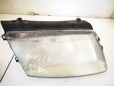 Second-hand car spare part right headlight for volkswagen passat variant (3b5) 1.9 tdi oem iam references 14742600