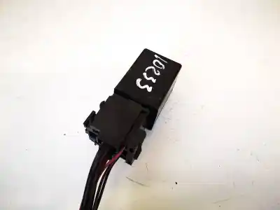 Pezzo di ricambio per auto di seconda mano relè per ford galaxy (vx) 1.9 tdi cat riferimenti oem iam 7m0959627b  95vw-10e887ba, 5he007537-01