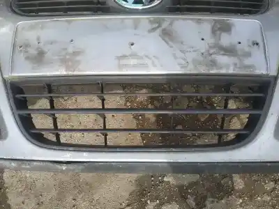 Автозапчастина б/у центральна решіта бампера для opel kadett e fastback (t85) 1.4 s (c08, c48, d08, d48) посилання на oem iam   