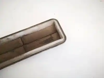 Peça sobressalente para automóvel em segunda mão plásticos por bmw 3 (e30) m3 2.3 referências oem iam   