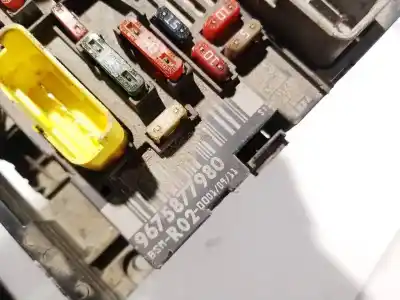Автозапчасти б/у блок реле/предохранителей за porsche 968 descapotable 3.0 ссылки oem iam 9675877980  bsm-r02-0001