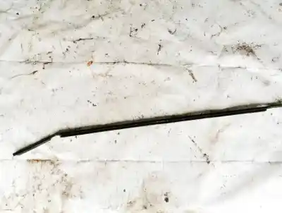 Peça sobressalente para automóvel em segunda mão plásticos por honda fr-v (be) 2.0 executive referências oem iam 