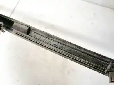 Pezzo di ricambio per auto di seconda mano plastica per opel meriva b 1.7 16v cdti riferimenti oem iam e093392729  