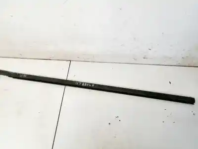 Peça sobressalente para automóvel em segunda mão plásticos por honda fr-v (be) 2.0 executive referências oem iam 