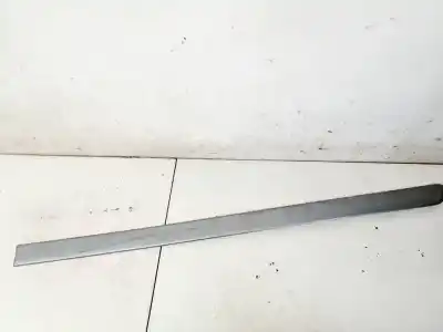 Peça sobressalente para automóvel em segunda mão plásticos por opel meriva b 1.7 16v cdti referências oem iam 93318773