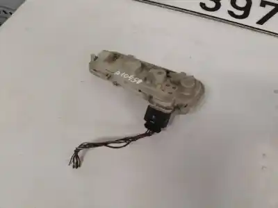 Pezzo di ricambio per auto di seconda mano Portalampada per AUDI A4 B6 (8E2) 2.5 TDI quattro Riferimenti OEM IAM 203800  2217, 8E9945258, A10146