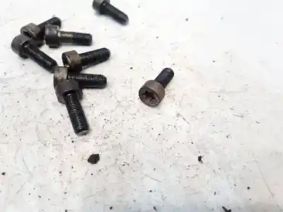 Pezzo di ricambio per auto di seconda mano pezzi vari per peugeot 607 (s1) 2.2 hdi fap cat riferimenti oem iam 