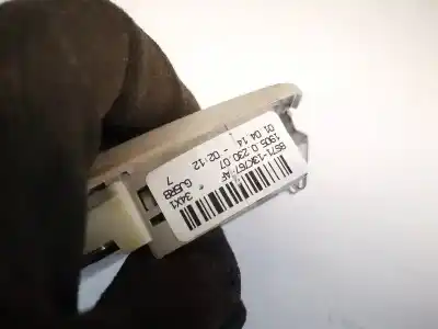 Автозапчастина б/у внутрішне світло для nissan bluebird hatchback (t72, t12) 1.6 посилання на oem iam bs7113k767af  bs71-13k767-af