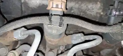 Peça sobressalente para automóvel em segunda mão injetor por skoda octavia ii combi (1z5) 1.6 tdi 4x4 referências oem iam 0445110221